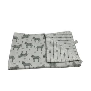 Modern Baby Zebra Arrrows Reversible Baby Blanket Soft Gray White